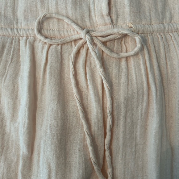 OLD NAVY peplum lined swing dress with puff sleeve. - Picture 4 of 8